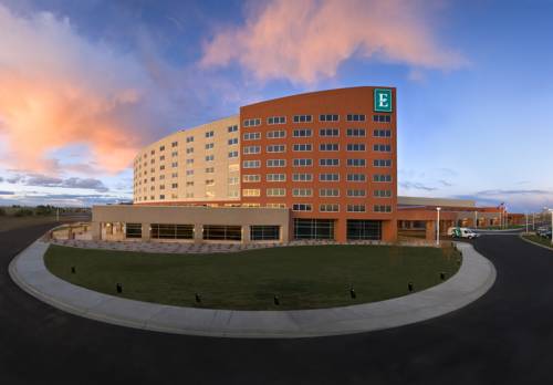 Imagen de la habitación del Hotel Embassy Suites By Hilton Loveland Conference Center. Foto 2