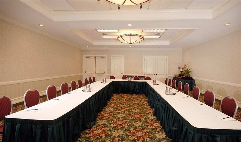 Imagen de los interiores del Hotel Embassy Suites By Hilton Milpitas Silicon Valley. Foto 6