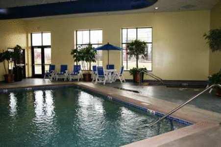 Imagen general del Hotel Embassy Suites By Hilton Minneapolis North. Foto 3
