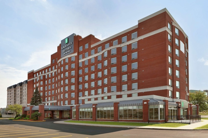 Imagen general del Hotel Embassy Suites By Hilton Montreal Airport. Foto 1