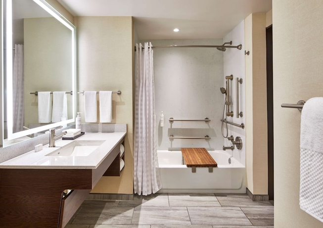 Imagen de la habitación del Hotel Embassy Suites By Hilton Nashville Downtown. Foto 10