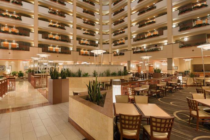 Imagen general del Hotel Embassy Suites By Hilton Nashville South Cool Springs. Foto 5
