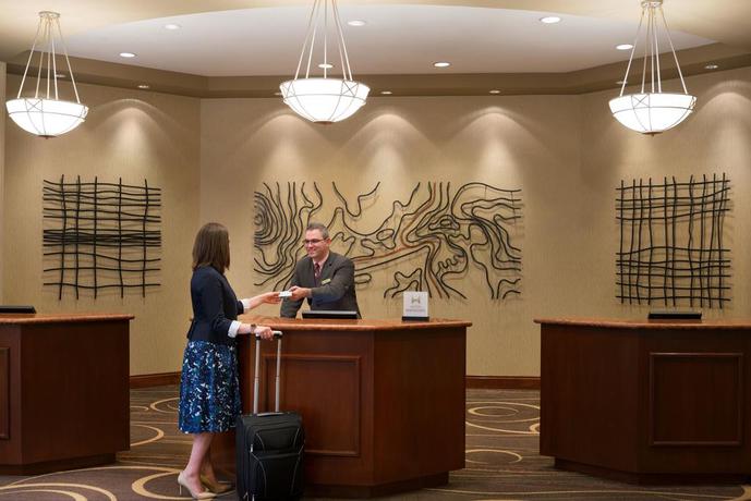 Imagen general del Hotel Embassy Suites By Hilton Nashville South Cool Springs. Foto 10