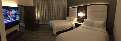 Imagen de la habitación del Hotel Embassy Suites By Hilton Noblesville Indianapolis Convention Center. Foto 4