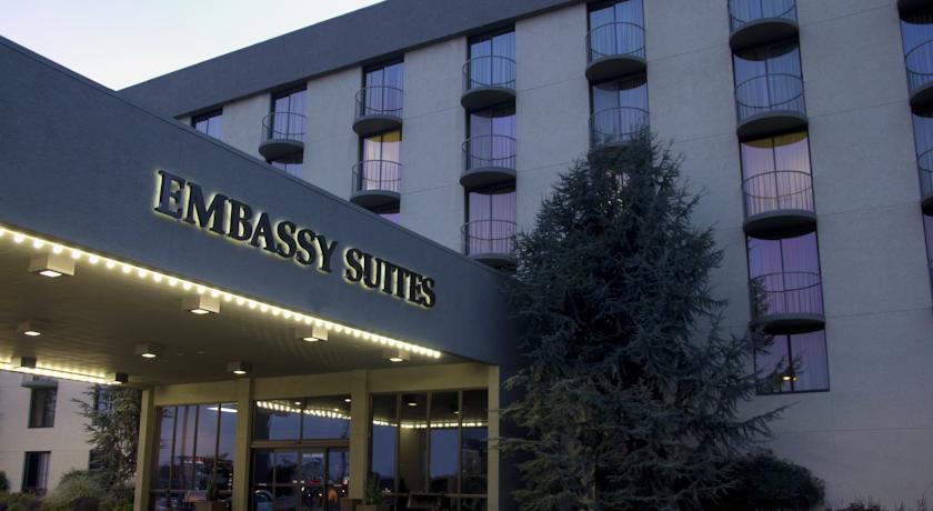 Imagen general del Hotel Embassy Suites By Hilton Oklahoma City Will Rogers Airport. Foto 9