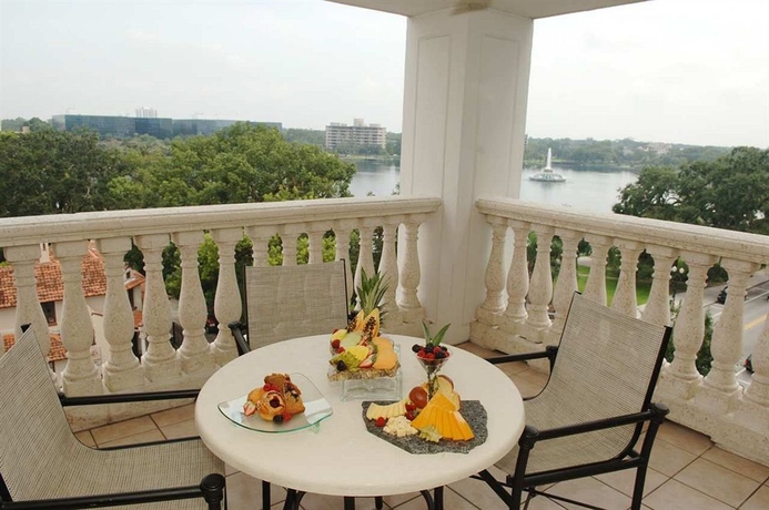 Imagen de los exteriores del Hotel Embassy Suites By Hilton Orlando Downtown. Foto 5