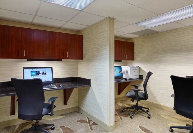 Imagen de los interiores del Hotel Embassy Suites By Hilton Orlando Downtown. Foto 7