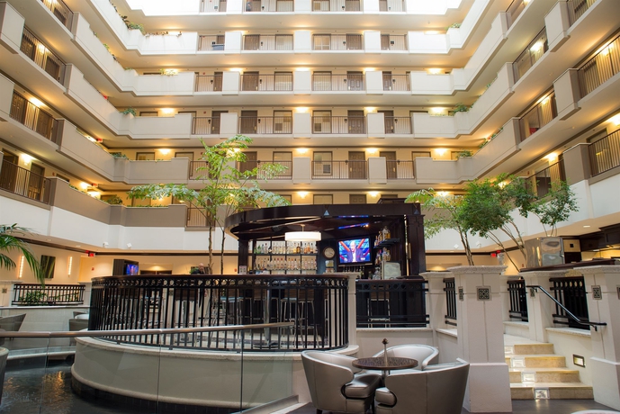 Imagen de los interiores del Hotel Embassy Suites By Hilton Orlando Downtown. Foto 12