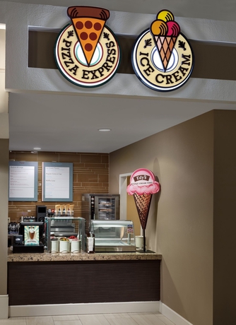 Imagen del bar/restaurante del Hotel Embassy Suites By Hilton Orlando Lake Buena Vista Resort. Foto 4