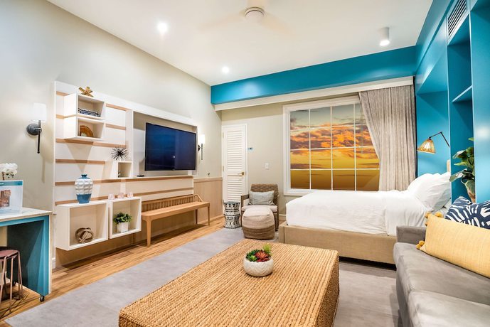 Imagen de la habitación del Hotel Embassy Suites By Hilton Orlando Sunset Walk. Foto 5