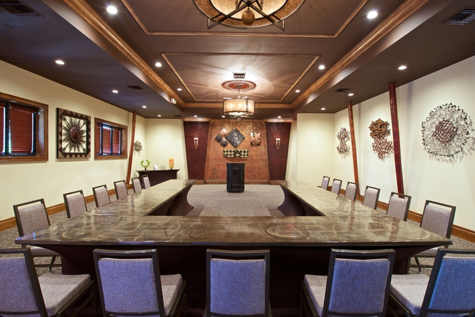 Imagen de los interiores del Hotel Embassy Suites By Hilton Palm Beach Gardens Pga Boulevard. Foto 10