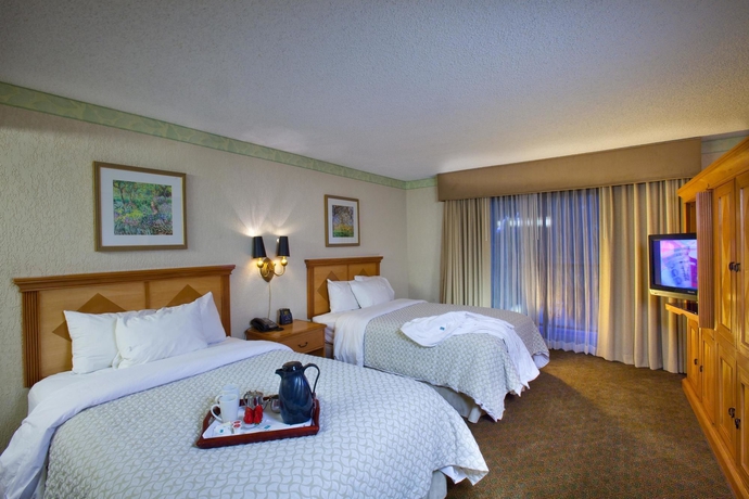 Imagen de la habitación del Hotel Embassy Suites By Hilton Palm Desert. Foto 5