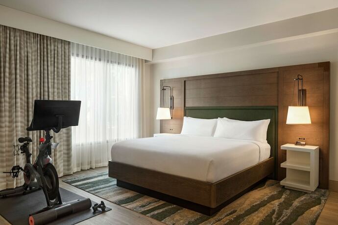 Imagen general del Hotel Embassy Suites By Hilton Panama City Beach Resort. Foto 4