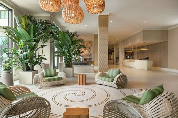 Imagen general del Hotel Embassy Suites By Hilton Panama City Beach Resort. Foto 10