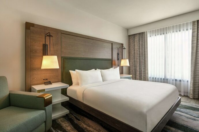 Imagen de la habitación del Hotel Embassy Suites By Hilton Panama City Beach Resort. Foto 13