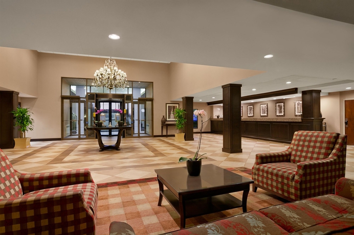 Imagen de los interiores del Hotel Embassy Suites By Hilton Philadelphia Airport. Foto 12