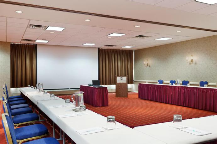 Imagen de los interiores del Hotel Embassy Suites By Hilton Philadelphia Valley Forge. Foto 7