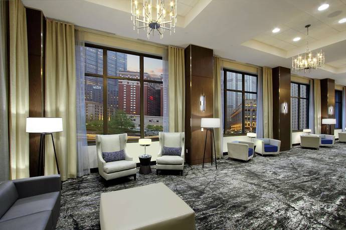 Imagen de los interiores del Hotel Embassy Suites By Hilton Pittsburgh Downtown. Foto 15