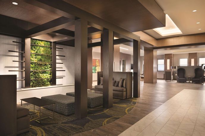 Imagen de los interiores del Hotel Embassy Suites By Hilton Pittsburgh Downtown. Foto 20
