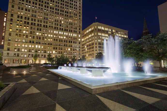 Imagen general del Hotel Embassy Suites By Hilton Pittsburgh Downtown. Foto 1