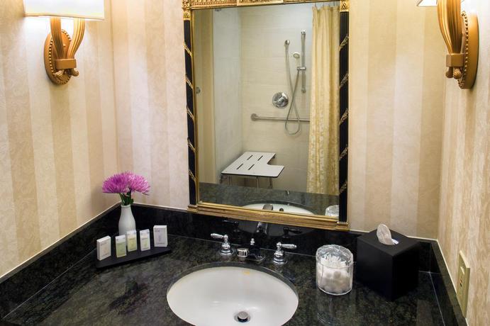 Imagen de la habitación del Hotel Embassy Suites By Hilton Portland Downtown. Foto 8