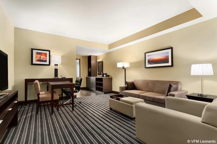 Imagen general del Hotel Embassy Suites By Hilton Salt Lake West Valley City. Foto 2