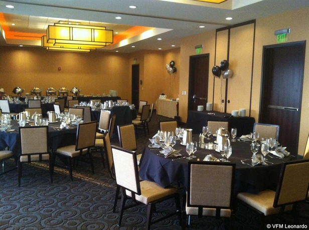 Imagen general del Hotel Embassy Suites By Hilton Salt Lake West Valley City. Foto 7