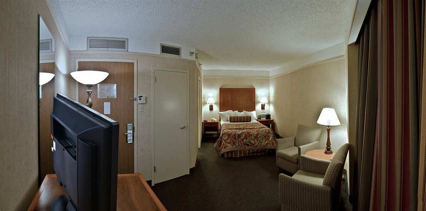 Imagen de la habitación del Hotel Embassy Suites By Hilton San Antonio Airport. Foto 5