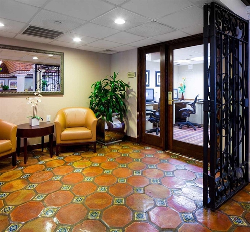 Imagen de los interiores del Hotel Embassy Suites By Hilton San Antonio Nw I-10. Foto 12