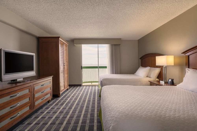 Imagen de la habitación del Hotel Embassy Suites By Hilton San Francisco Airport Waterfront. Foto 9