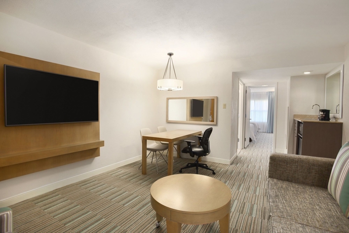 Imagen de los interiores del Hotel Embassy Suites By Hilton San Juan and Casino. Foto 6