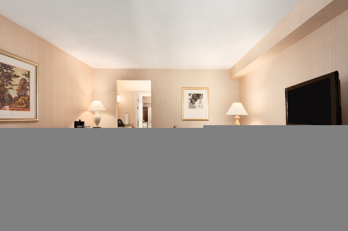 Imagen de los interiores del Hotel Embassy Suites By Hilton San Luis Obispo. Foto 12