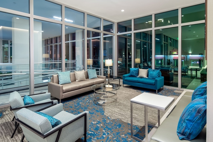 Imagen de los interiores del Hotel Embassy Suites By Hilton Sarasota, Fl. Foto 19