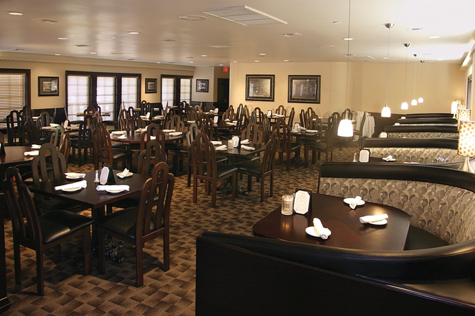 Imagen del bar/restaurante del Hotel Embassy Suites By Hilton Scottsdale Resort. Foto 2