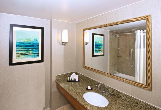 Imagen de la habitación del Hotel Embassy Suites By Hilton Seattle North Lynnwood. Foto 5