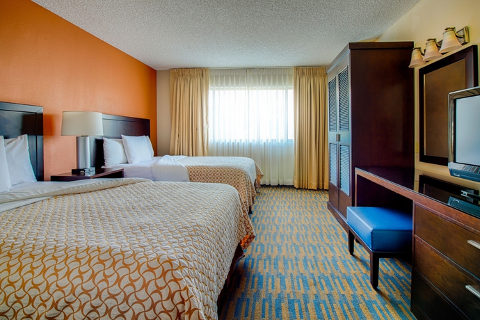 Imagen de la habitación del Hotel Embassy Suites By Hilton Seattle Tacoma International Airport. Foto 4