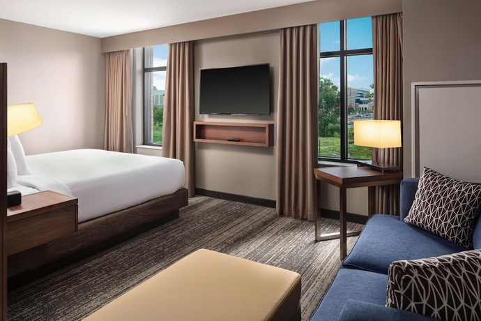 Imagen de la habitación del Hotel Embassy Suites By Hilton South Bend. Foto 8