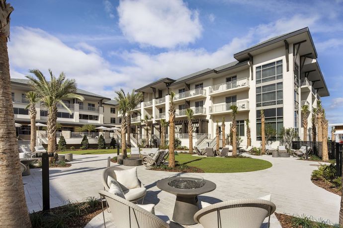 Imagen general del Hotel Embassy Suites By Hilton St Augustine Beach-oceanfront Resort. Foto 1