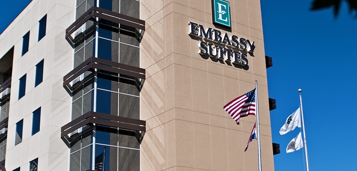Imagen general del Hotel Embassy Suites By Hilton St. Louis Airport. Foto 6