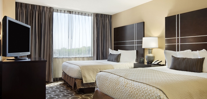 Imagen general del Hotel Embassy Suites By Hilton St. Louis Airport. Foto 10