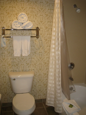 Imagen de la habitación del Hotel Embassy Suites By Hilton Temecula Valley Wine Country. Foto 7