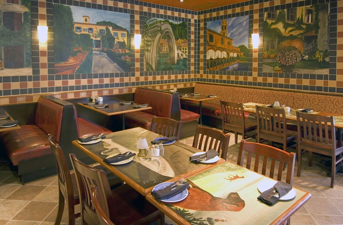 Imagen del bar/restaurante del Hotel Embassy Suites By Hilton Toronto Airport. Foto 4