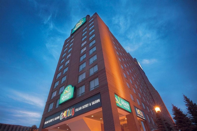 Imagen general del Hotel Embassy Suites By Hilton Toronto Airport. Foto 2