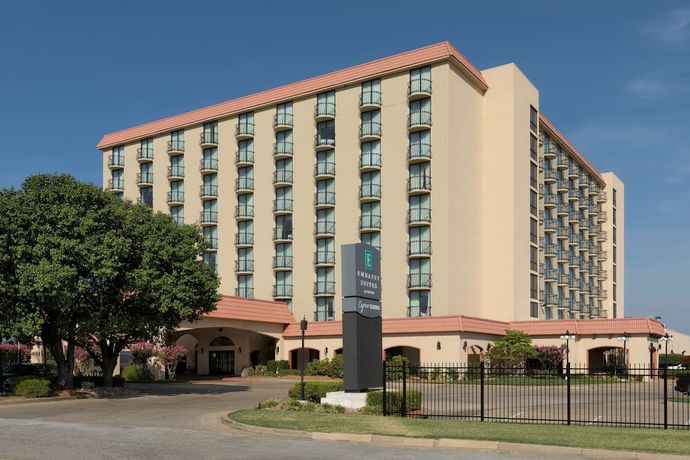 Imagen general del Hotel Embassy Suites By Hilton Tulsa I-44. Foto 1