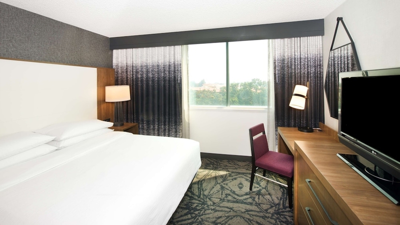 Imagen de la habitación del Hotel Embassy Suites By Hilton Walnut Creek. Foto 5