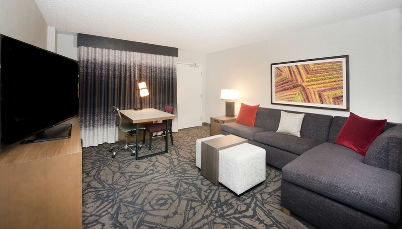 Imagen de la habitación del Hotel Embassy Suites By Hilton Walnut Creek. Foto 11