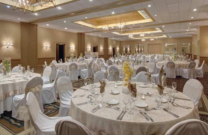 Imagen de los interiores del Hotel Embassy Suites By Hilton West Palm Beach Central. Foto 11