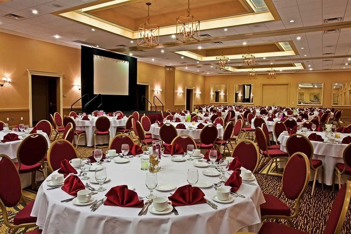 Imagen de los interiores del Hotel Embassy Suites By Hilton West Palm Beach Central. Foto 12