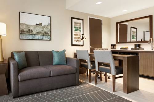 Imagen de la habitación del Hotel Embassy Suites By Hilton Wilmington Riverfront. Foto 6