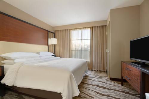 Imagen de la habitación del Hotel Embassy Suites Chattanooga Hamilton Place. Foto 5